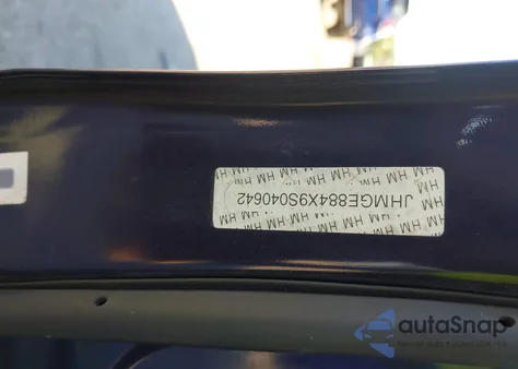 2009 Honda Fit Sport из США, поврежденный, VIN JHMGE884X9S040642